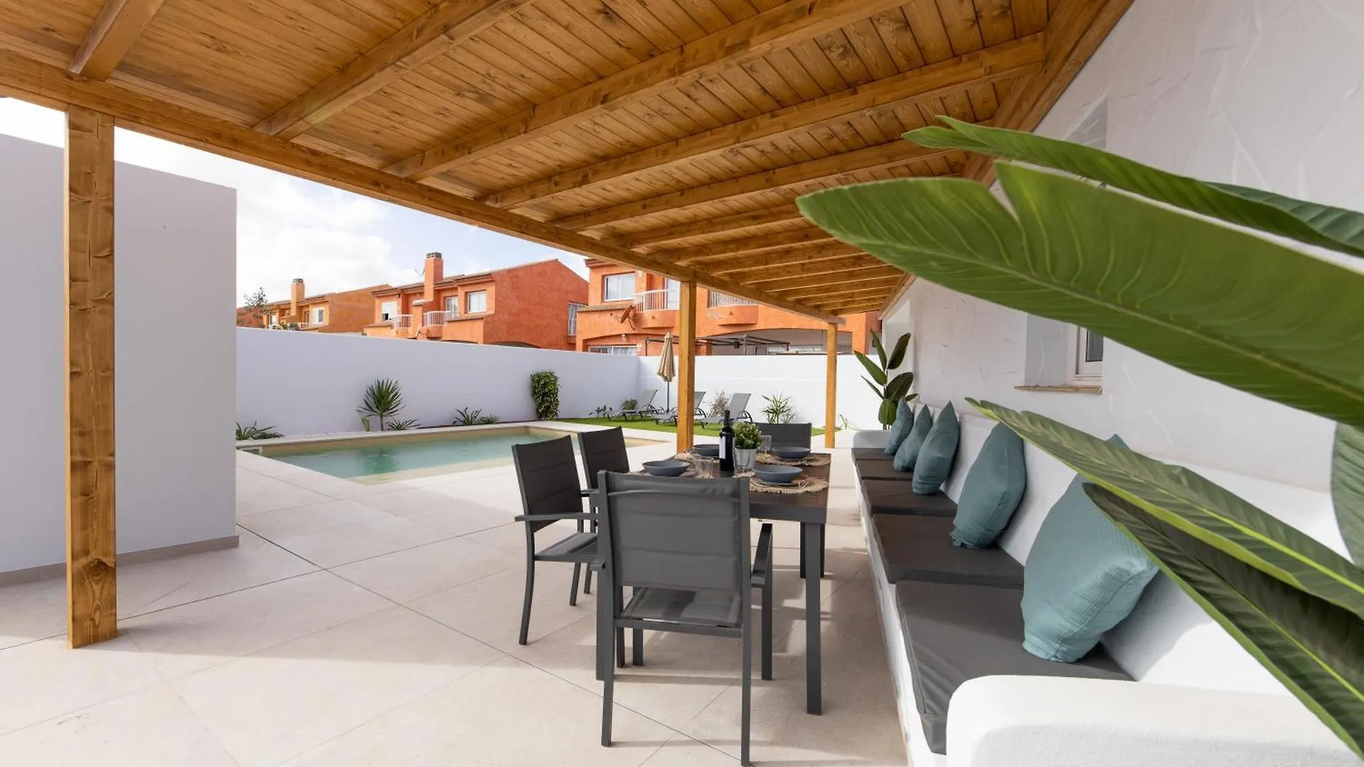 Вилла Casa Nahia Коральео 0*,  Испания